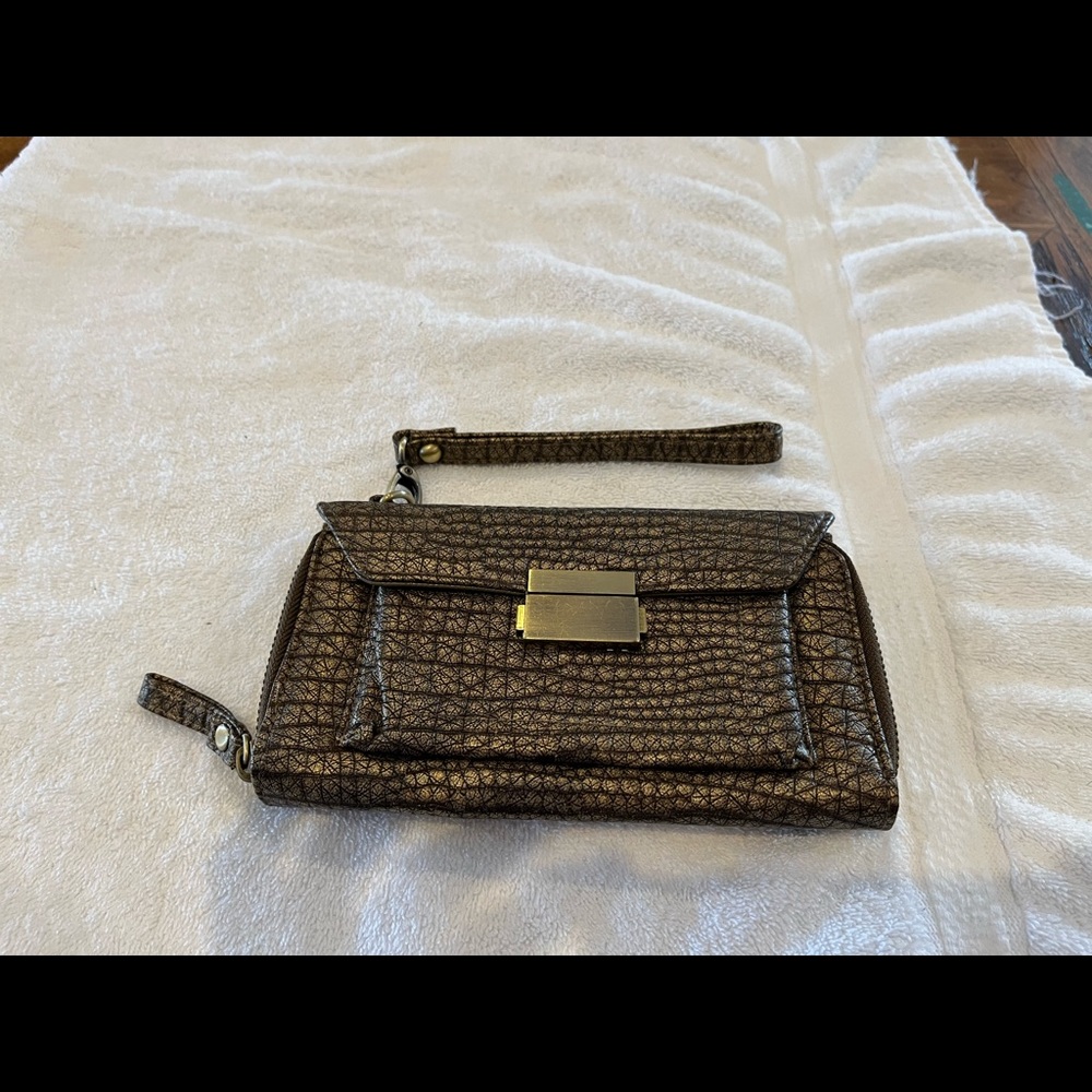 Matte gold and black wristlet
